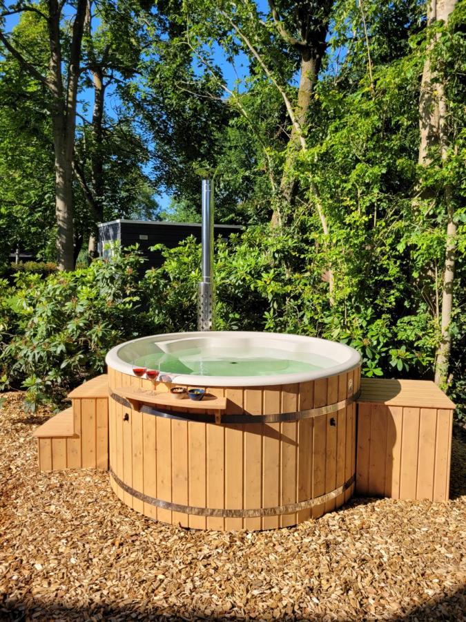 Green Hills Wellness No 2 met hottub en sauna Ewijk Buitenkant foto