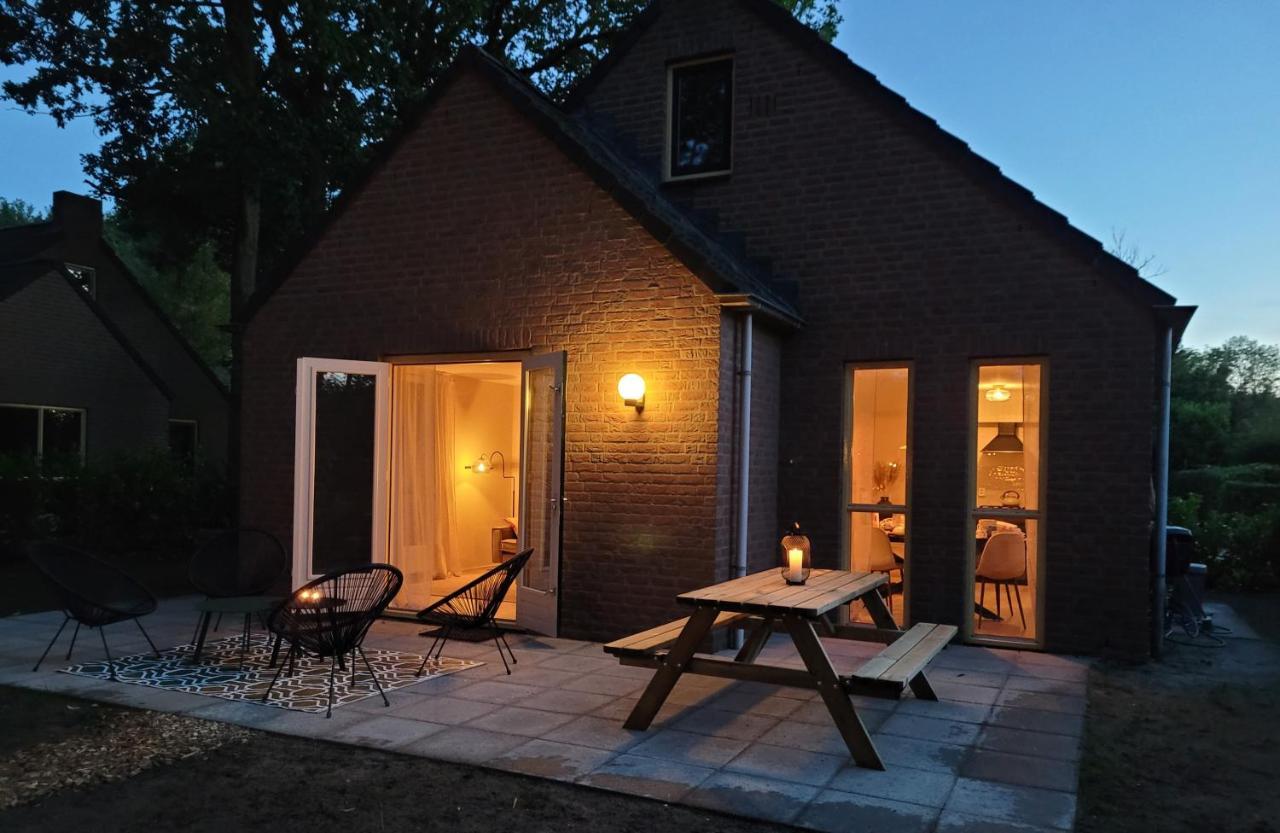Green Hills Wellness No 2 met hottub en sauna Ewijk Buitenkant foto